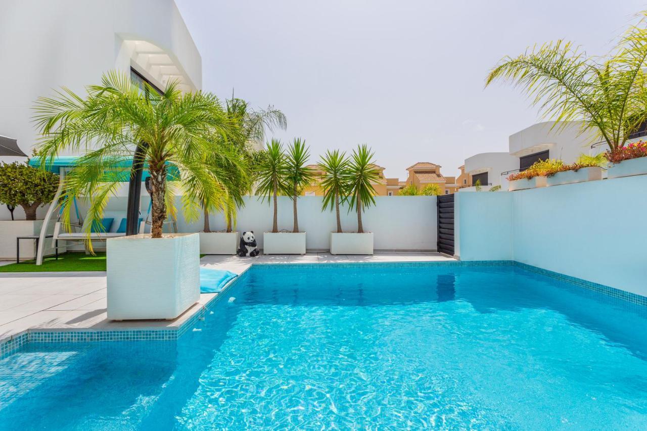Stylish Villa 2018,Pool,3B.R.Wifi,Netflix San Fulgencio المظهر الخارجي الصورة